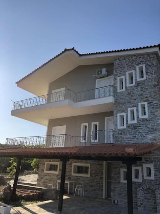 Property building, Balcony/Terrace