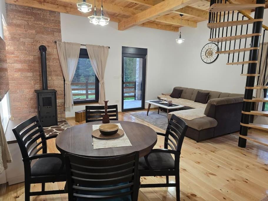 Cottage Catherine Villa in Montenegro