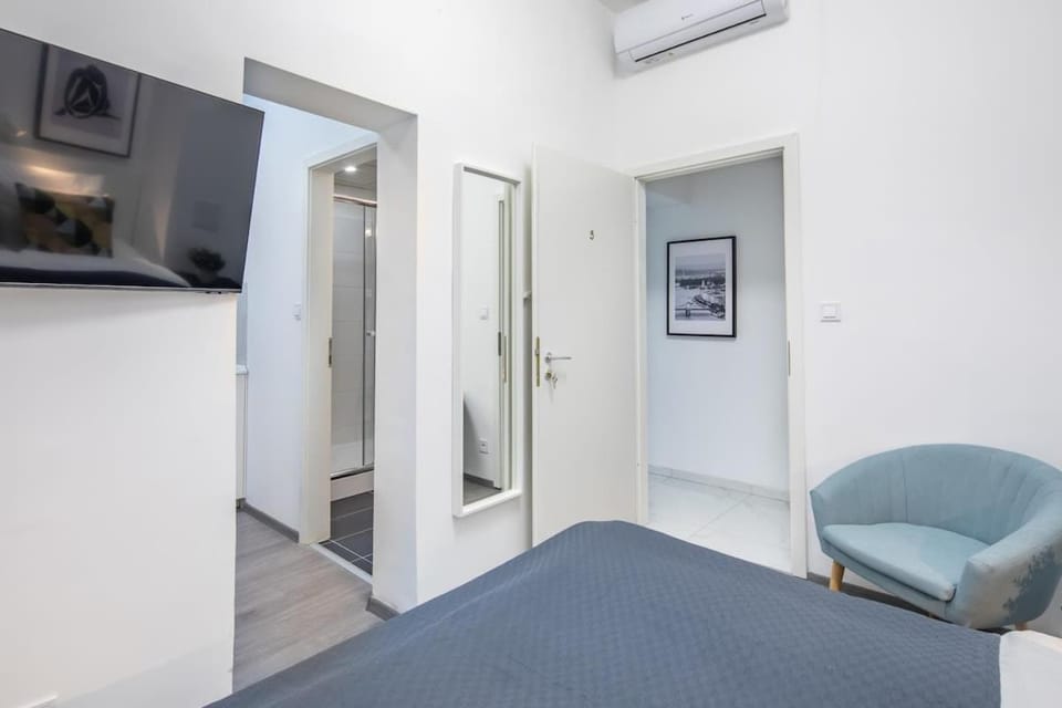 Ultra Central Mini Studio Apartment in Budapest