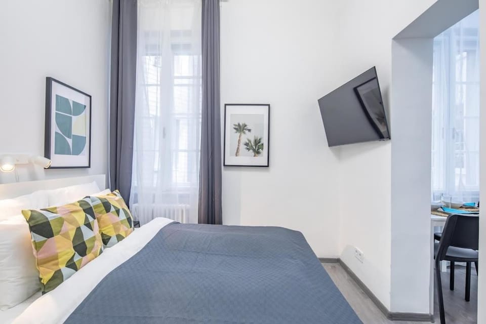 Ultra Central Mini Studio Apartment in Budapest