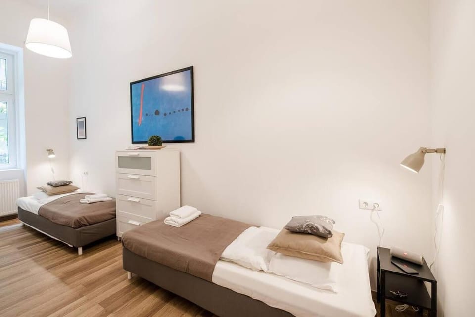 Brand NEW central AC apartment Apartment in Budapest