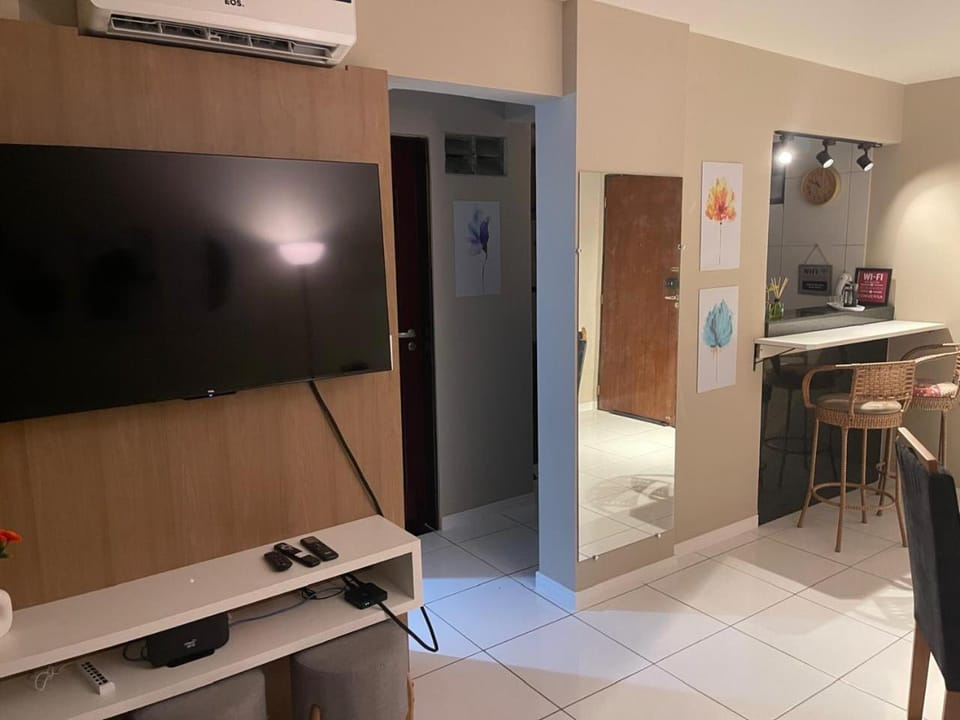 Communal lounge/ TV room, TV and multimedia, air conditioner