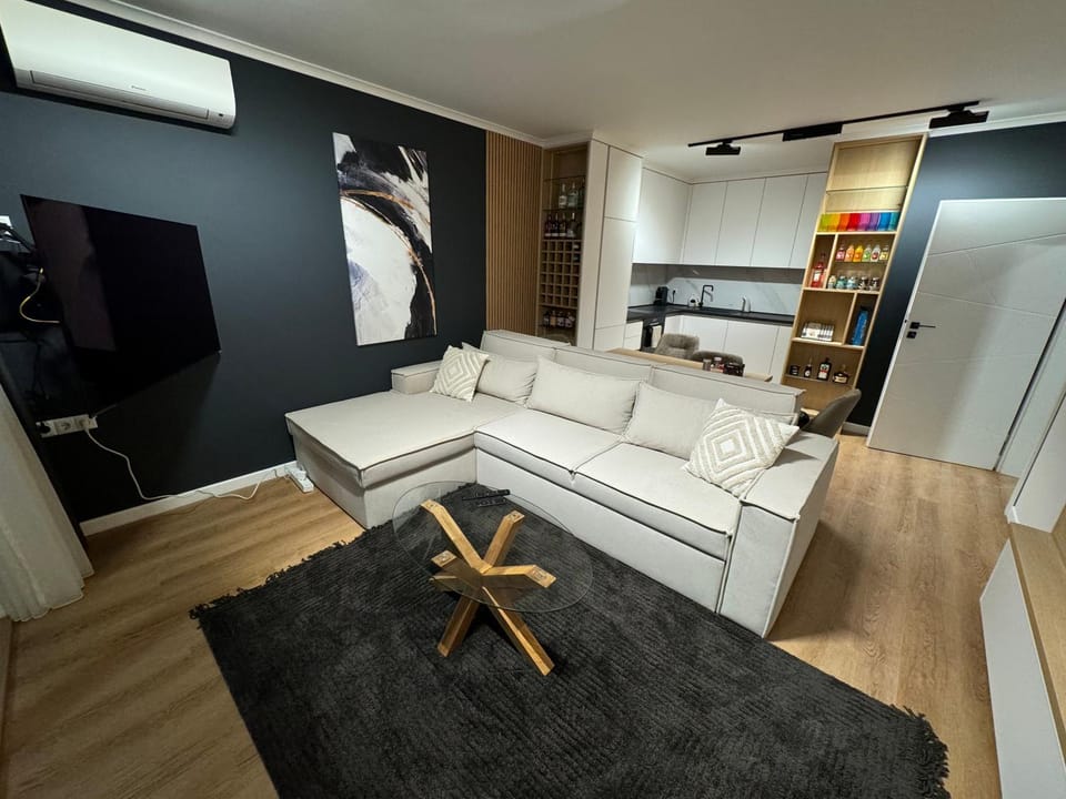Seaview Smart Home 2 Apartment in Varna
