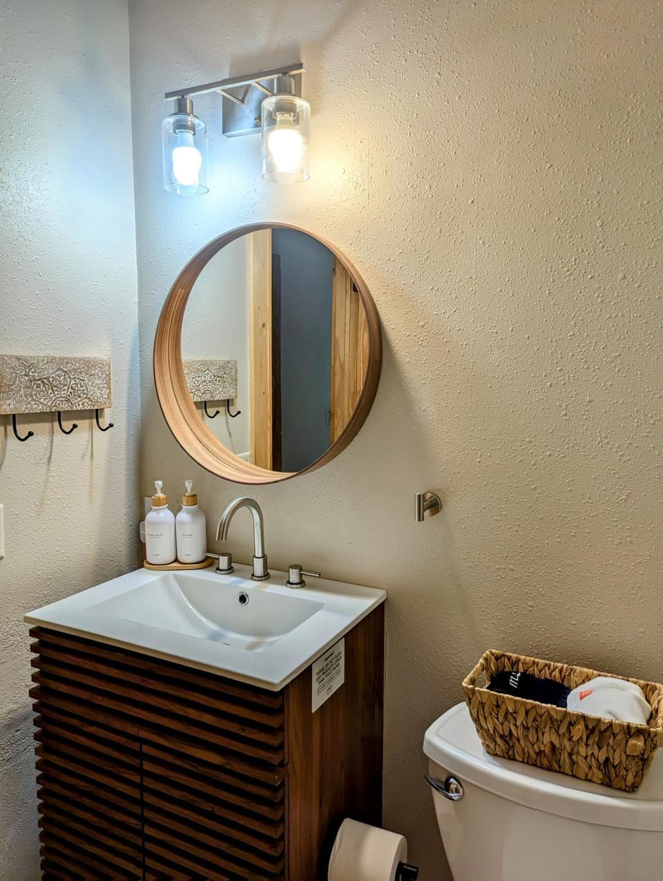 Shower, Bathroom, Bath, towels