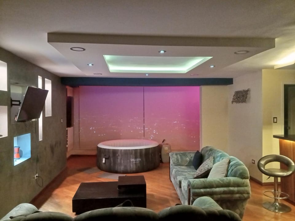 Vista Real Modern View Jacuzzi hidromasaje Apartment in Quito
