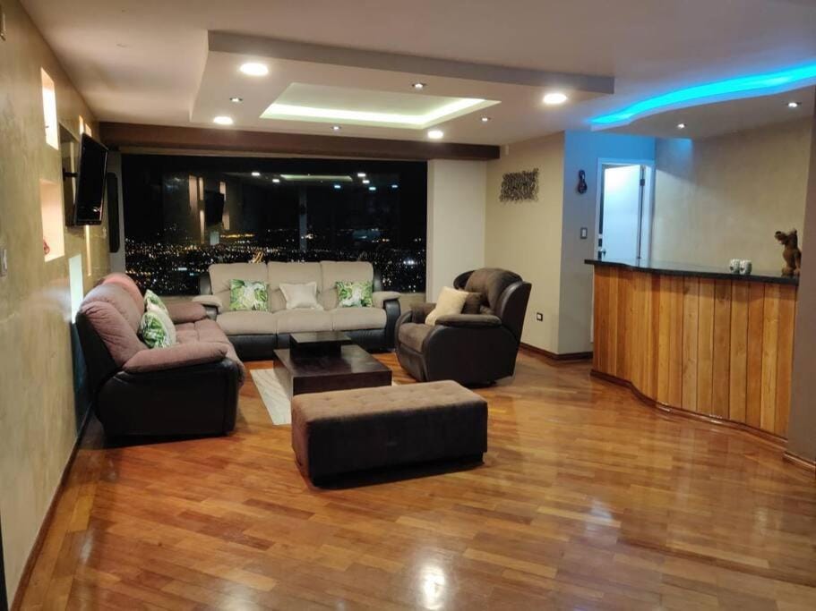Vista Real Modern View Jacuzzi hidromasaje Apartment in Quito