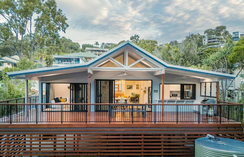 Property building, Balcony/Terrace
