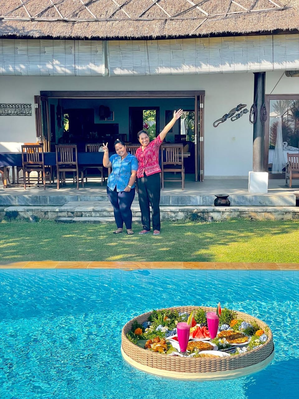 Staff, People, Garden, Food and drinks, Pool view, Swimming pool