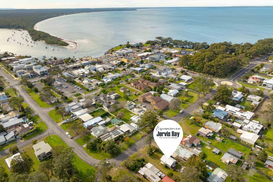 Jack's Beach Shack by Experience Jervis Bay House in Huskisson