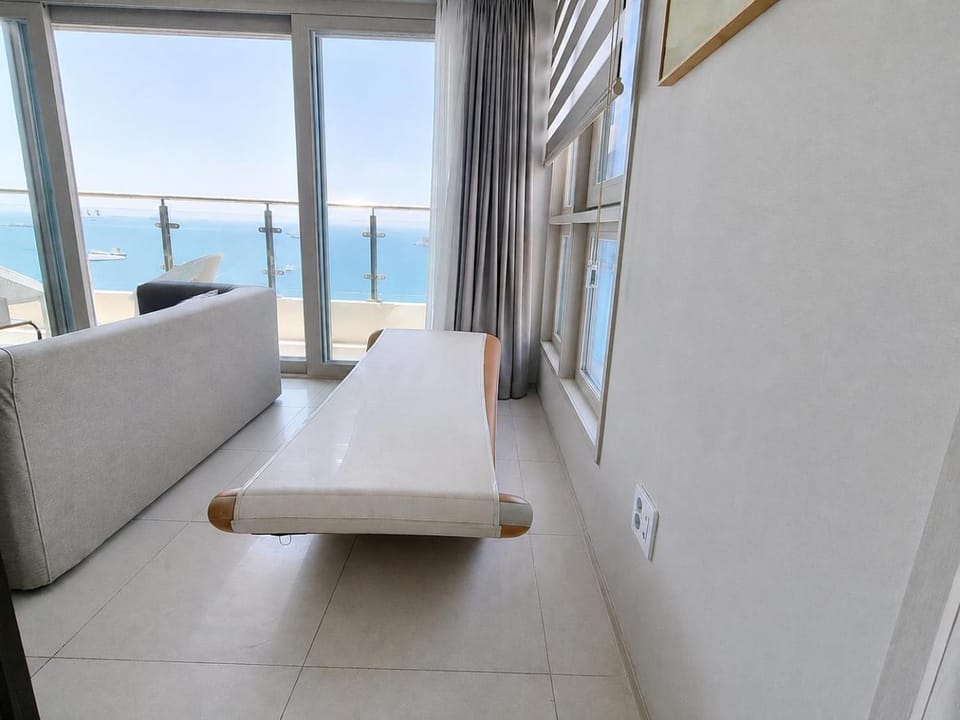 Elmomento Songdo Apartment in Busan