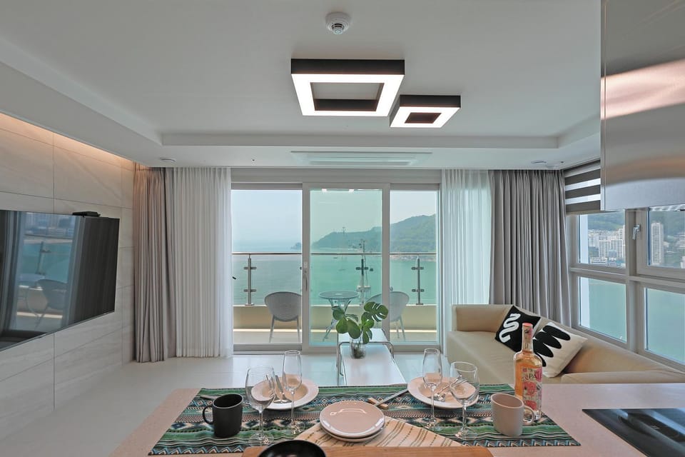 Elmomento Songdo Apartment in Busan