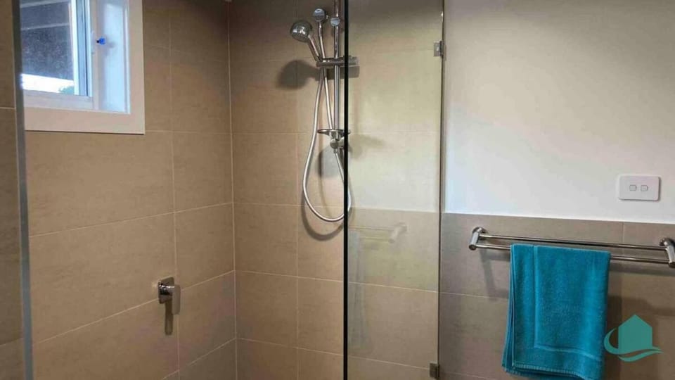 Caves Cottage Guest Suite - Perfect for couples Apartment in Swansea
