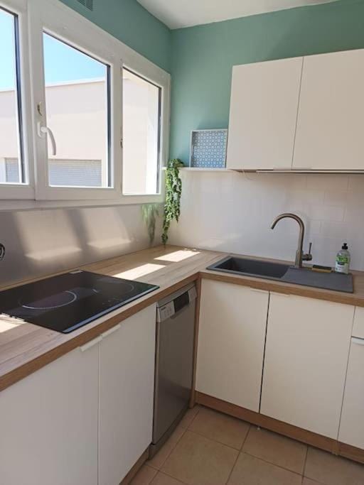 Le Coquet T2 à 50 m de la mer Apartment in Saint-Raphael