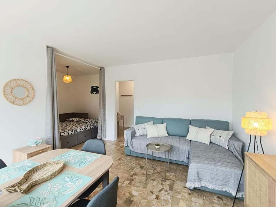 Le Coquet T2 à 50 m de la mer Apartment in Saint-Raphael