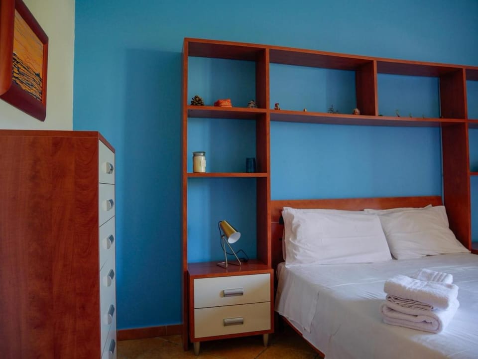 Bed, Photo of the whole room, Bedroom, wardrobe