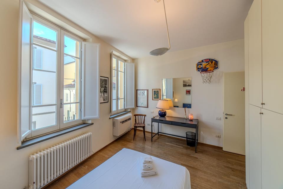 Bed, Photo of the whole room, Bedroom, heating, internet, towels, wardrobe, air conditioner