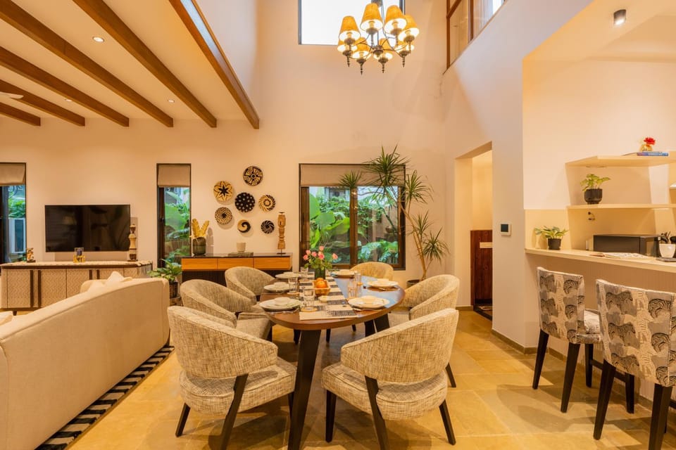 Communal lounge/ TV room, TV and multimedia, Kitchen or kitchenette, Living room, Seating area, Dining area, Evening entertainment