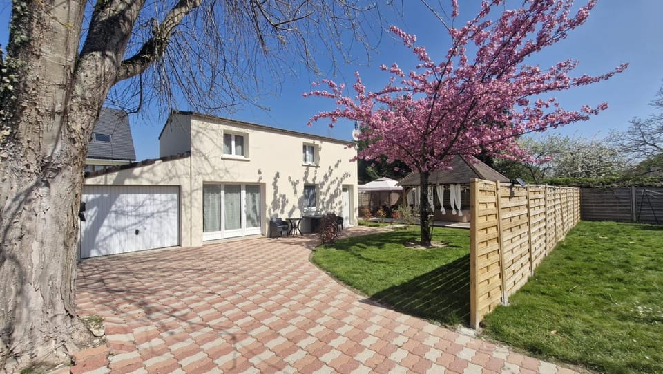 Garden, Garden view