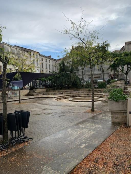 Très joli T2 dans la vieille ville Apartment in Angoulême
