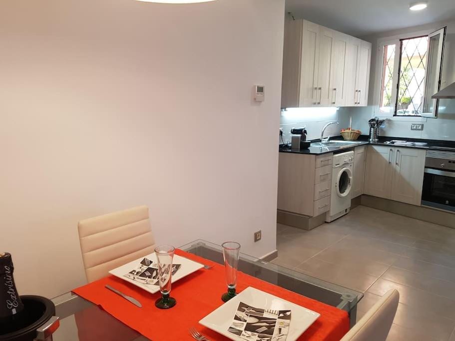 Kitchen or kitchenette, Living room, Dining area, oven, stove, toaster