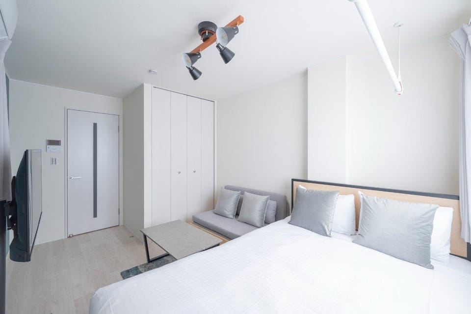 Bed, TV and multimedia