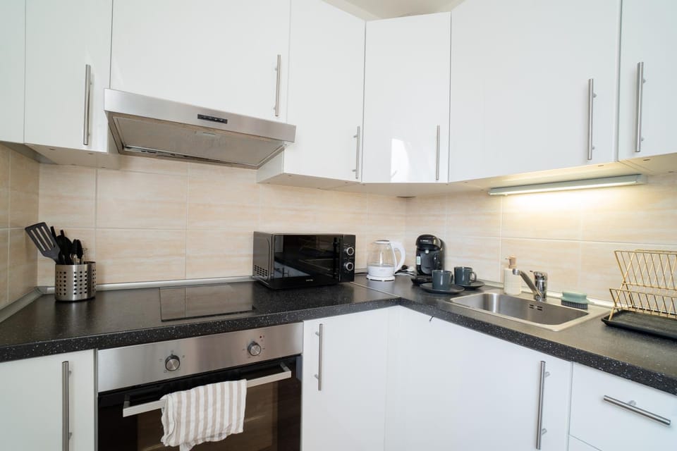 Kitchen or kitchenette, kitchen