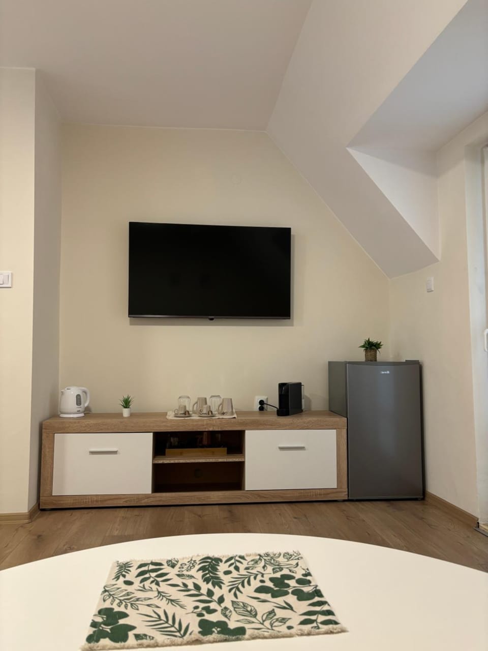 Communal lounge/ TV room, TV and multimedia