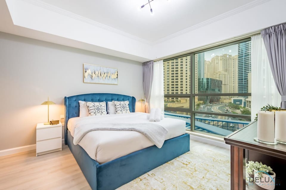 Bed, View (from property/room), Photo of the whole room, Bedroom