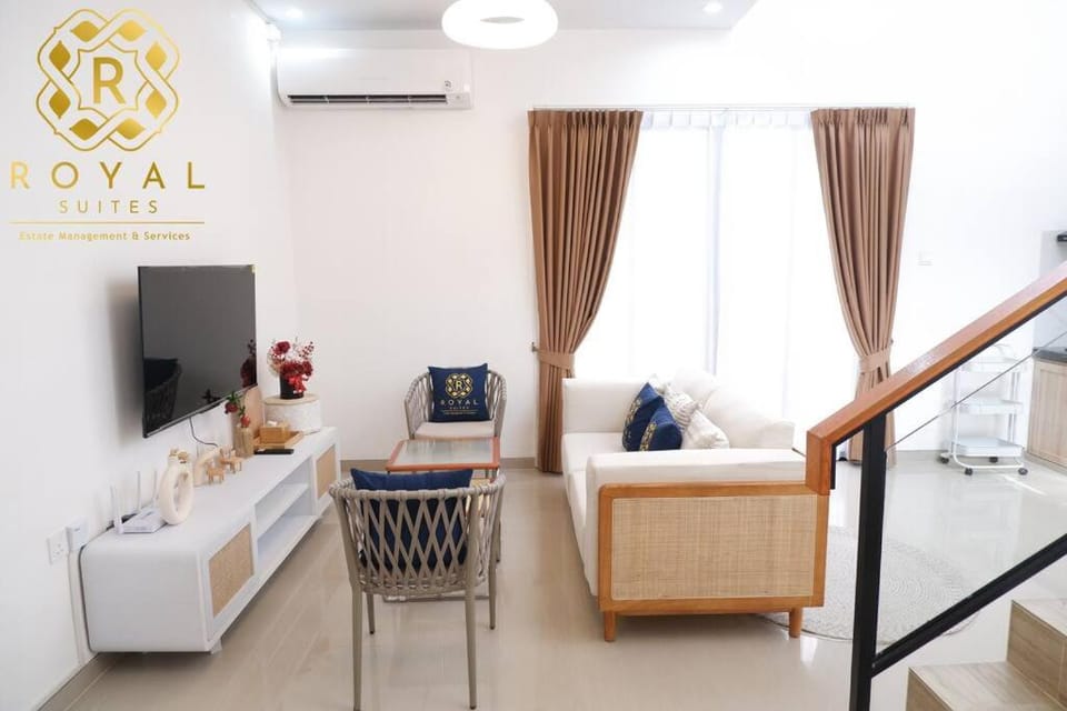 Royal Suites Home Villa 3BR with Private Pool - C9 Villa in Riau Islands, Indonesia
