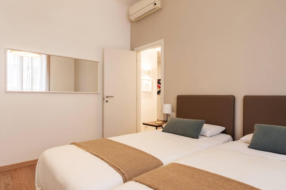 Agostino Flexyrent apt AC Apartment in Milan