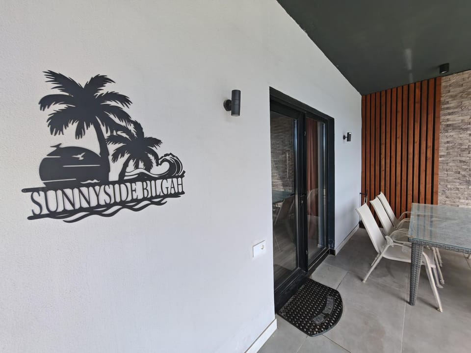 Patio, Seating area