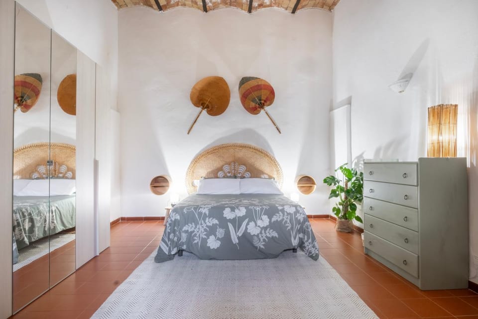 Living room, Bedroom