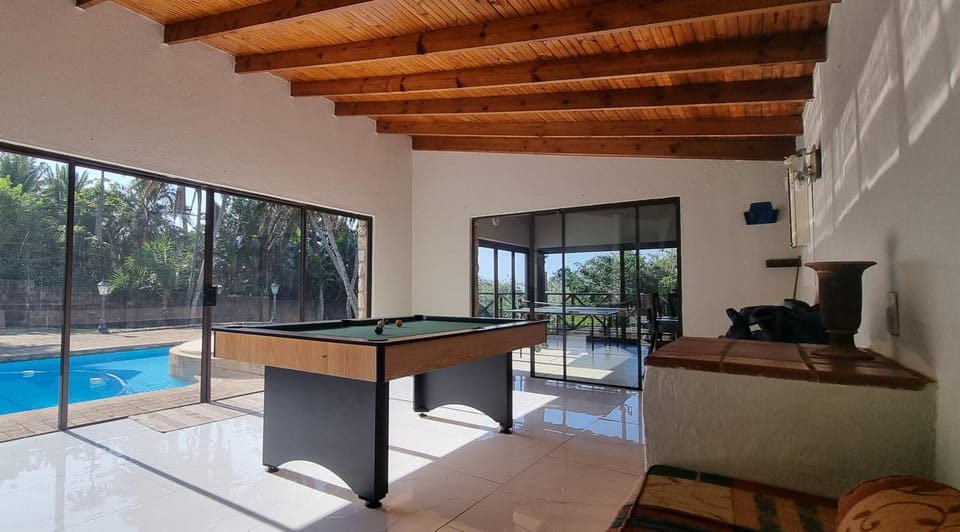 Billiard, Game Room