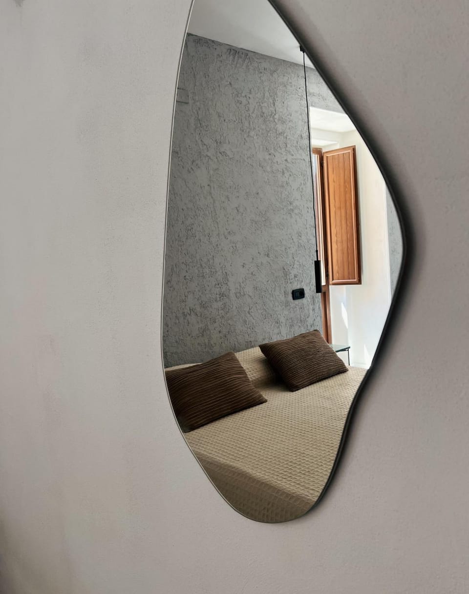Photo of the whole room, Decorative detail, Bedroom