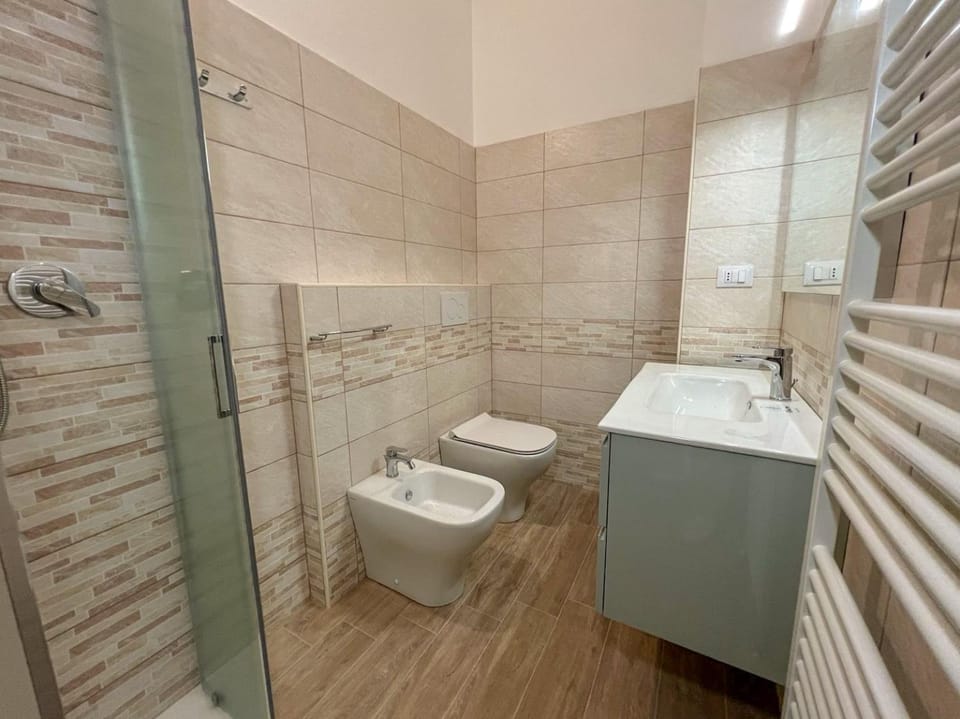 Shower, Toilet, Bathroom, bidet