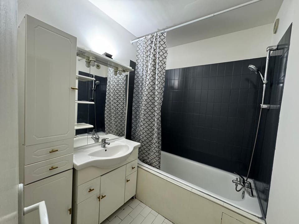 Shower, Bathroom, Bath