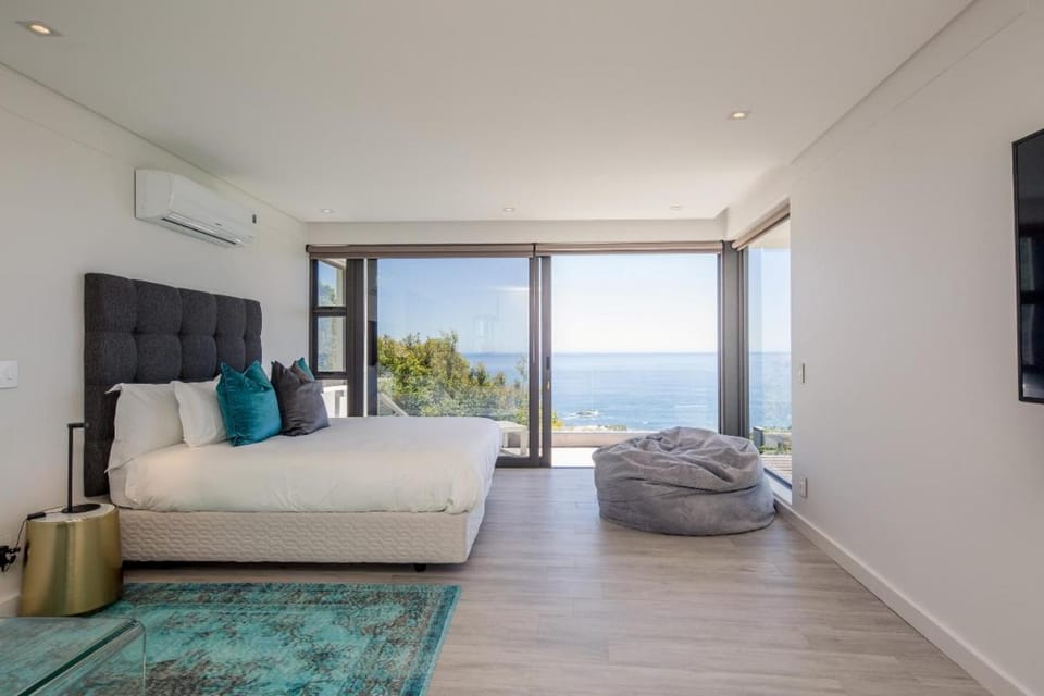 TV and multimedia, Photo of the whole room, Bedroom, Sea view