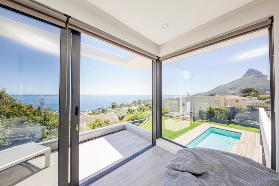 Bedroom, Mountain view, Pool view, Sea view, Swimming pool