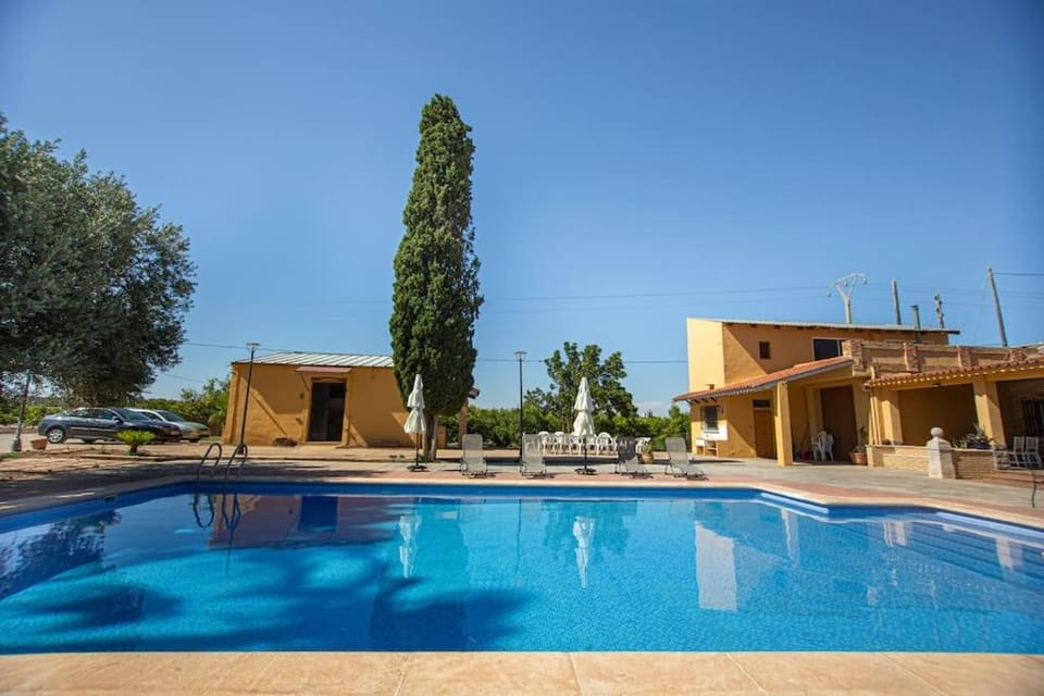 Property building, Pool view, Swimming pool, sunbed