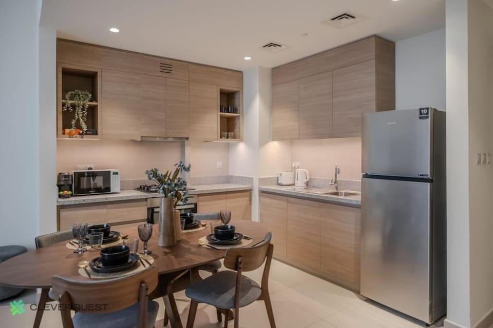 Clever Guest 027 Acacia A Apartment in Dubai