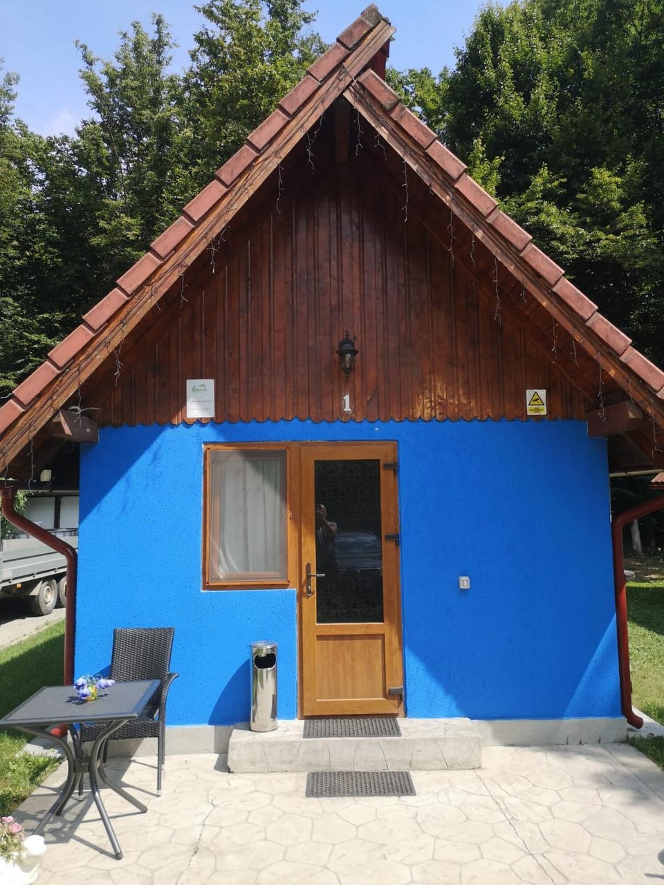 Property building, Patio, Day