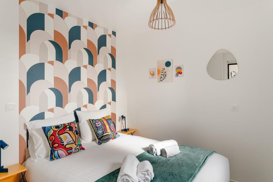 Bed, Bedroom