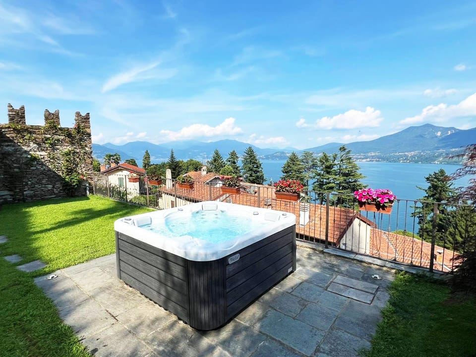 Serra Boutique Villa & Spa Villa in Piedmont