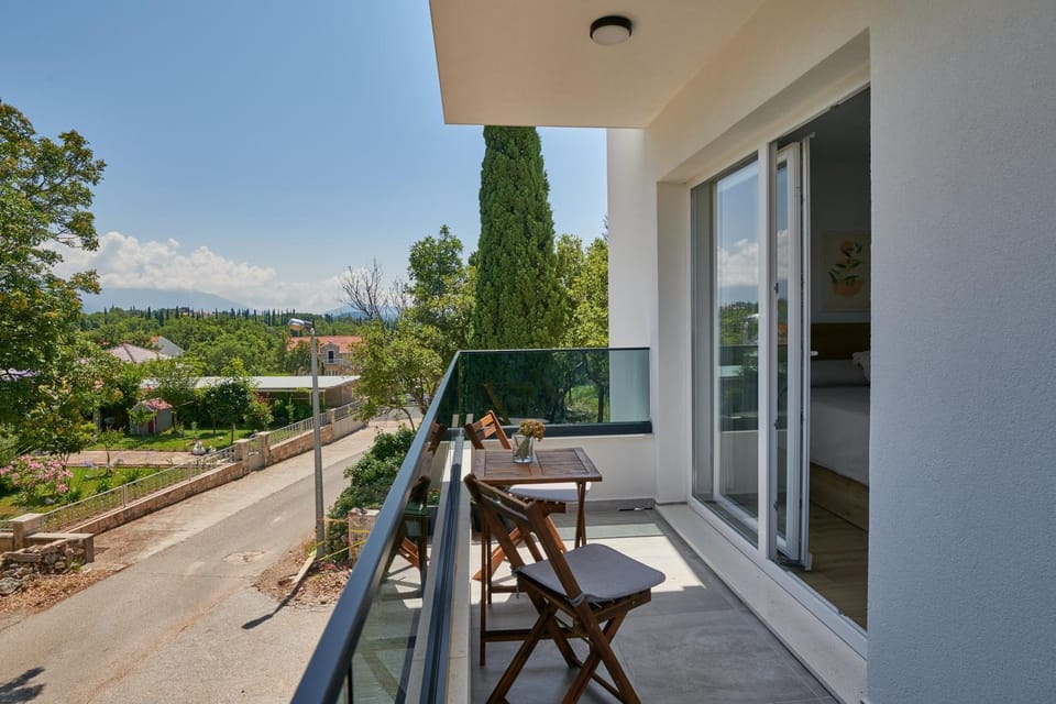 Property building, Patio, Day, Natural landscape, View (from property/room), Balcony/Terrace, Balcony/Terrace