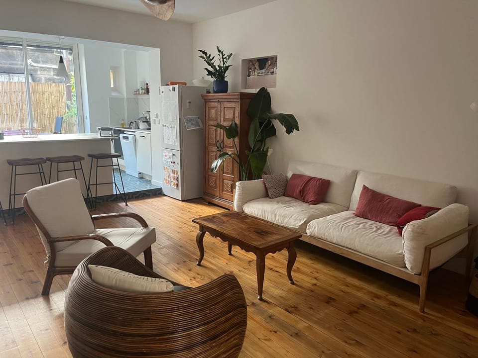 Seating area