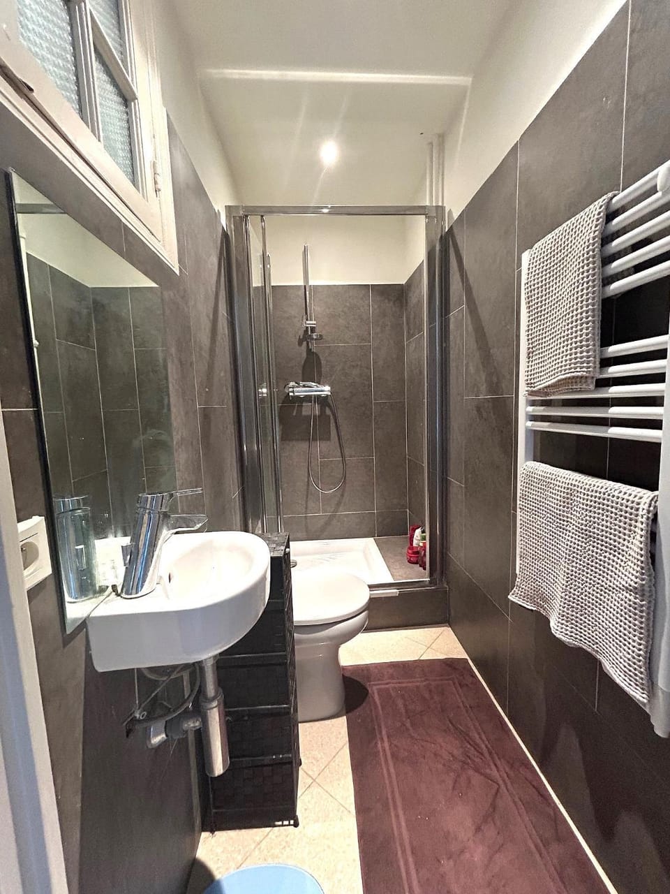 Shower, Toilet, Bathroom