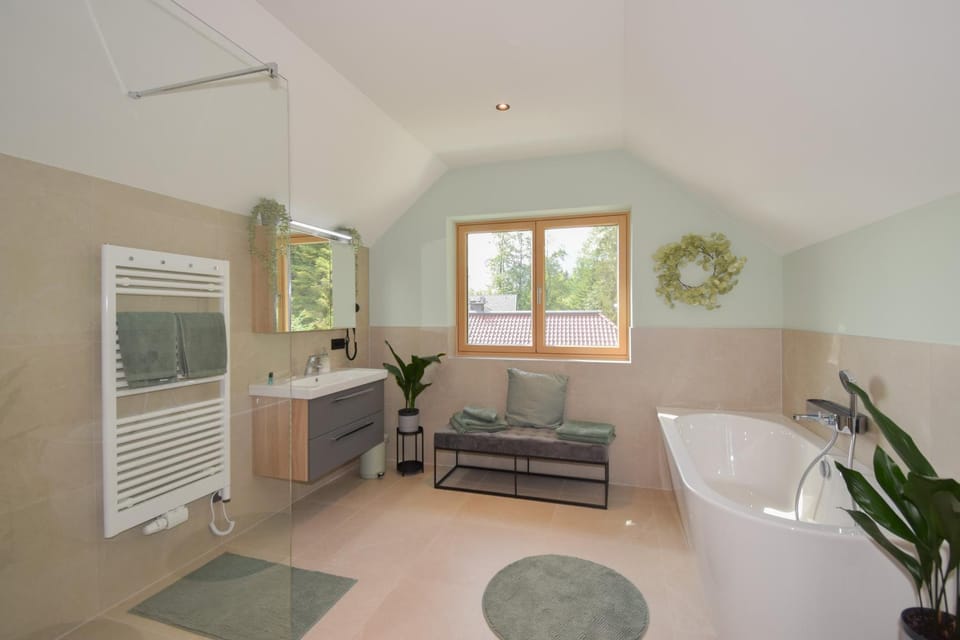 Shower, Bathroom, Bath