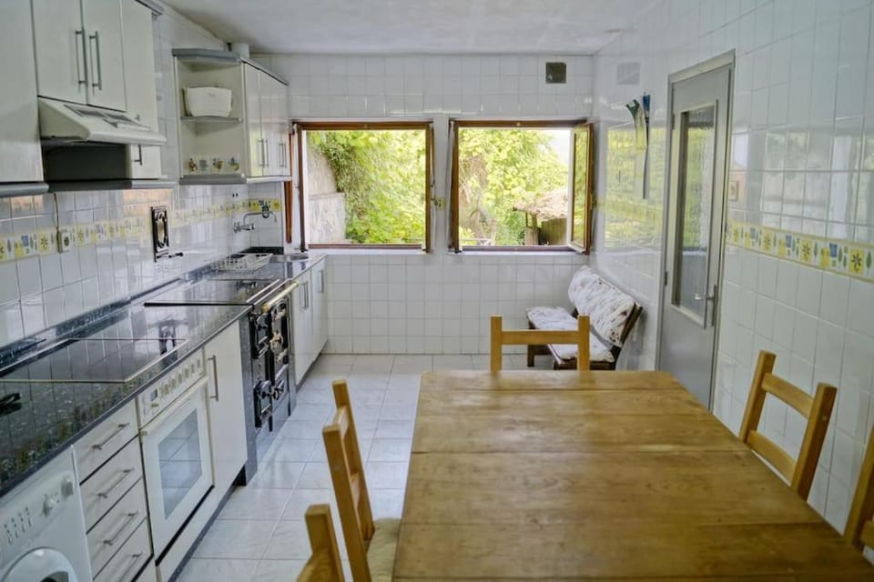 Ven al Paraiso! Amanece en Miravalles House in Asturias