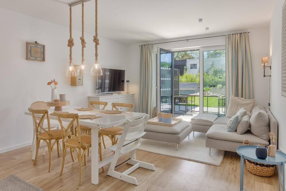 Balcony/Terrace, Living room, Dining area