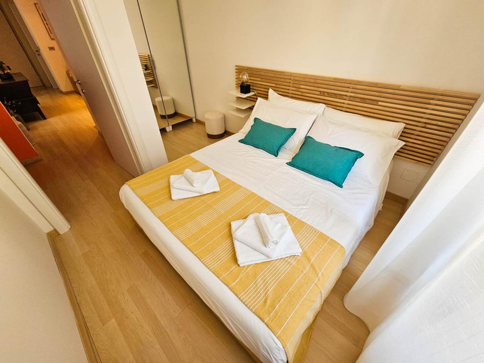 Orange Please - Trieste Apartment in Trieste